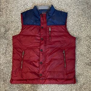 Men's Orvis Red and Blue Puffer Vest